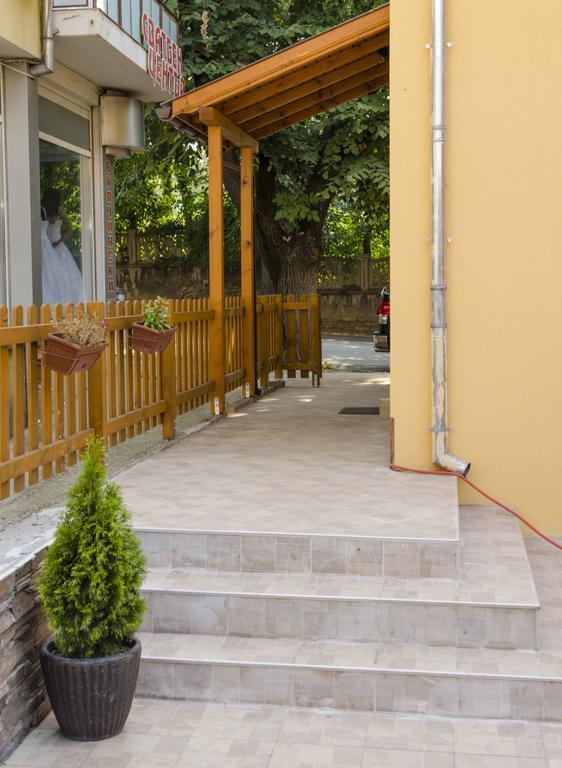 Guest House Anelim Veliko Tarnovo Exterior photo