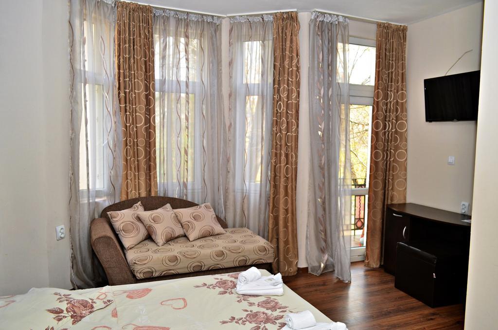 Guest House Anelim Veliko Tarnovo Exterior photo