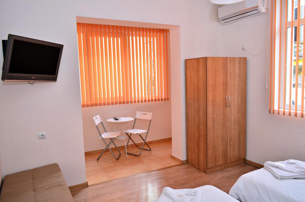 Guest House Anelim Veliko Tarnovo Exterior photo
