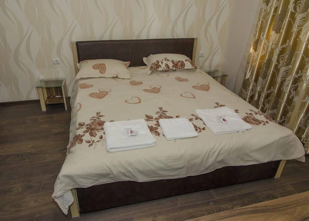 Guest House Anelim Veliko Tarnovo Exterior photo